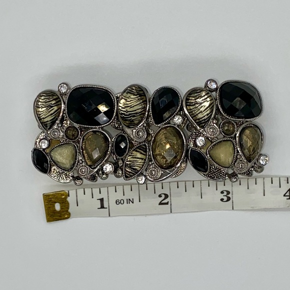 Stretchy Wide Cuff Statement Bracelet - Picture 6 of 8